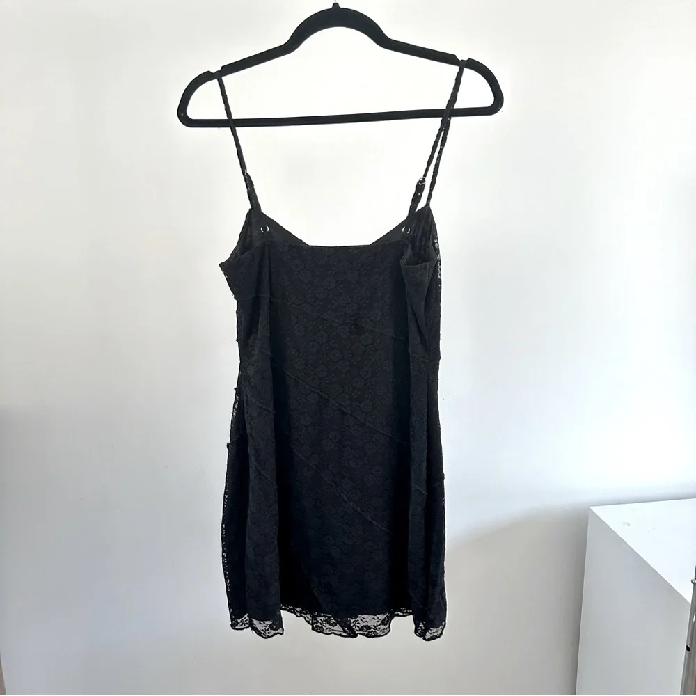 Black Lace Mini Dress Thin Adjustable Straps Form Fitted Size Medium - Picture 7 of 11